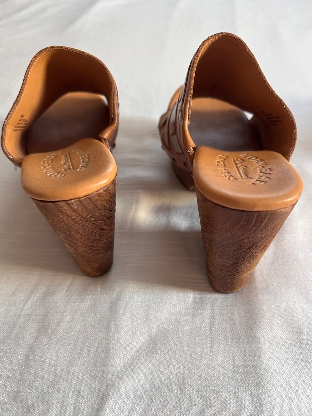 Kork-Ease Charissa Two-Tone Woven Leather Platform Clogs Mules | 9 - Picture 4 of 12